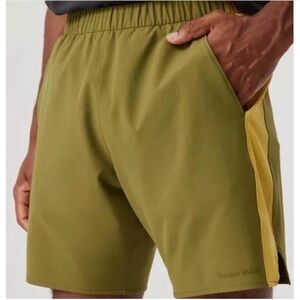 OUTDOOR VOICES High Stride 7" Men's Shorts Size L